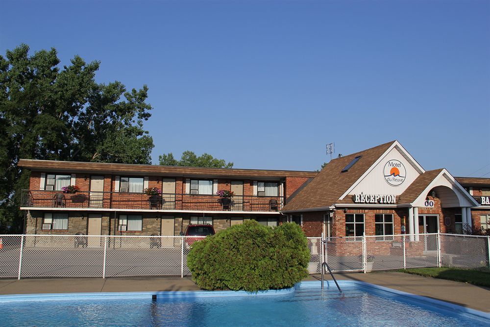 Motel Du Fleuve Brossard Exterior foto